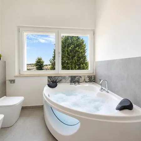 Konero Guest house 3*